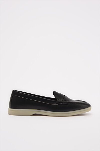 Loafer Shoes - Black - Flat