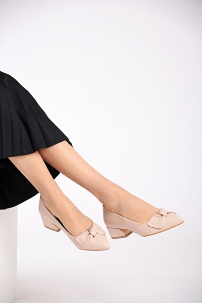 Bej Cilt Bağlama Fiyonklu Klasik Kadın Ayakkabı Kısa Topuk