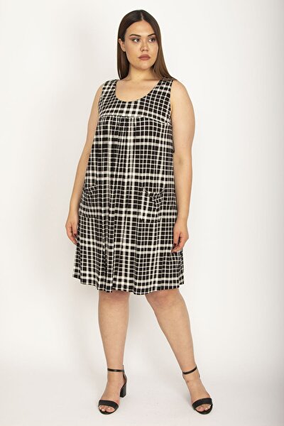Plus Size Dress - Black - A-line