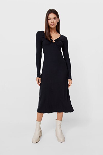 Kadın Halka Dekolteli Uzun Kollu Midi Elbise