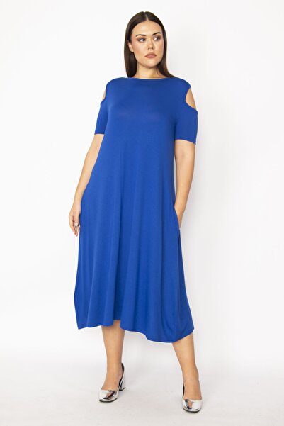 Plus Size Dress - Navy blue - Ruffle hem
