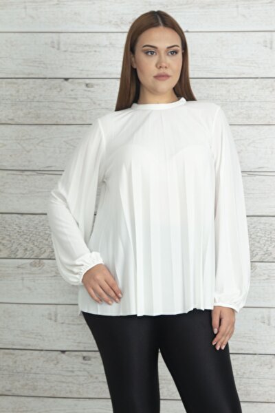 Plus Size Blouse - Ecru - Relaxed fit