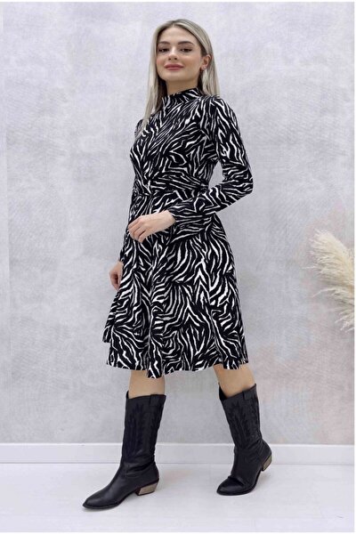 Esnek Kumaş Kemer Detaylı Uzun Kollu Zebra Desenli Midi Elbise Dks-021