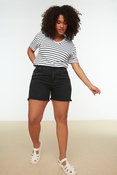 Plus Size Shorts & Bermuda - Black - Normal Waist