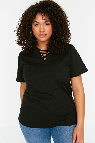 Plus Size T-Shirt - Black - Relaxed
