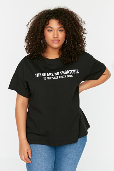 Große Größen in T-Shirt - Schwarz - Regular Fit
