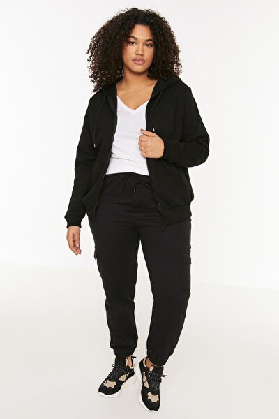 Plus Size Sweatshirt - Black - Relaxed fit