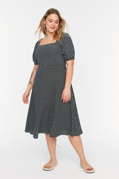 Plus Size Dress - Black - A-line