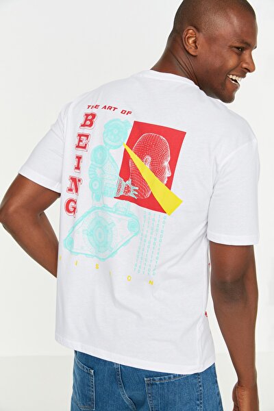 T-Shirt - White - Relaxed fit