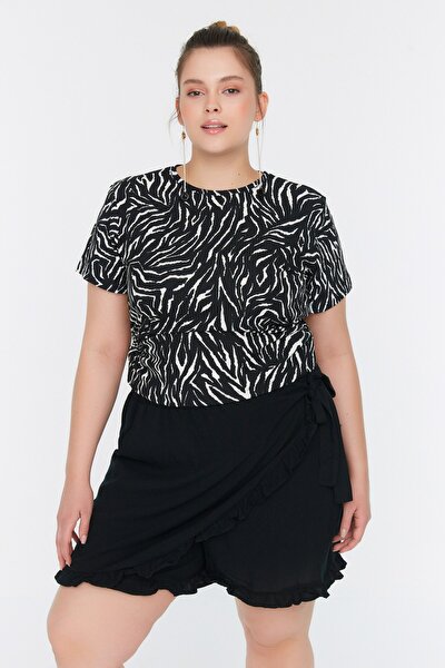 Plus Size Shorts & Bermuda - Black - Normal Waist