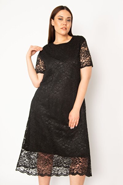 Plus Size Evening Dress - Black - Ruffle hem