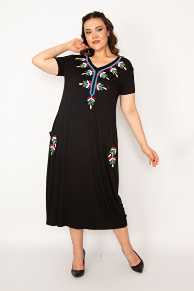 Plus Size Dress - Black - Shift