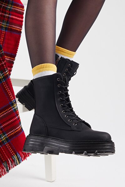 Stiefelette - Schwarz - Flacher Absatz