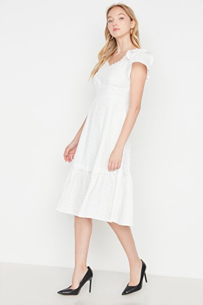 Dress - White - A-line