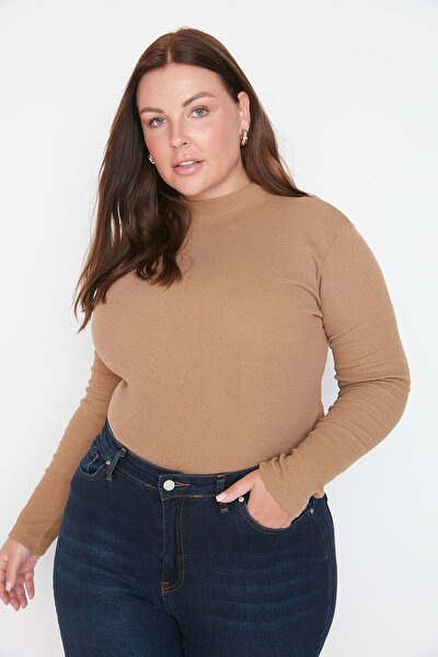 Plus Size Blouse - Brown - Fitted