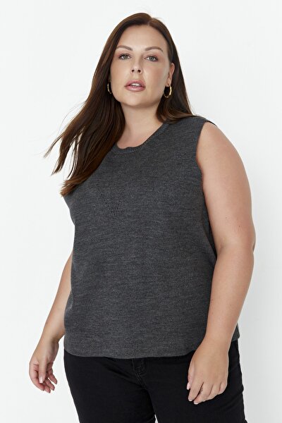 Plus Size Sweater Vest - Gray - Regular fit