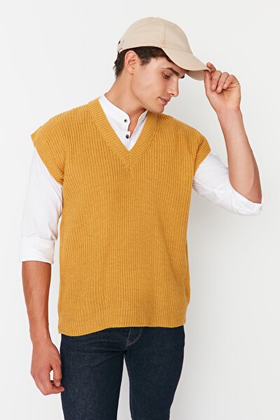 Sweater Vest - Yellow - Regular fit