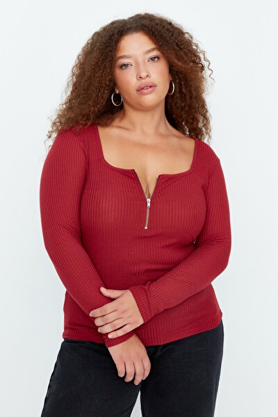 Plus Size Blouse - Burgundy - Slim fit