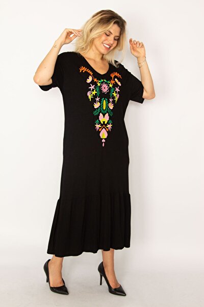 Plus Size Dress - Black - Ruffle hem