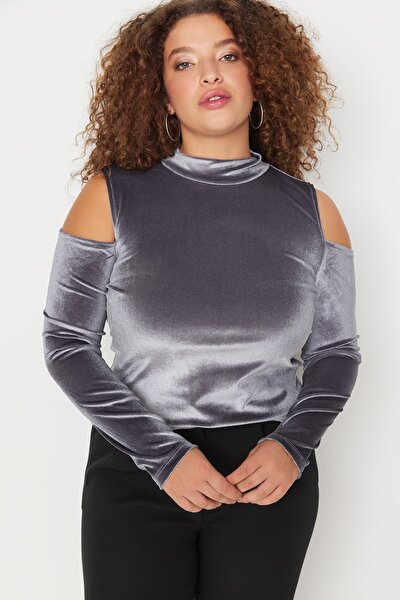 Plus Size Blouse - Gray - Fitted