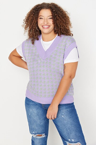 Plus Size Sweater Vest - Purple - Relaxed fit