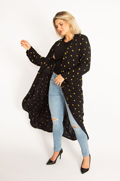 Plus Size Cardigan - Black - Relaxed fit