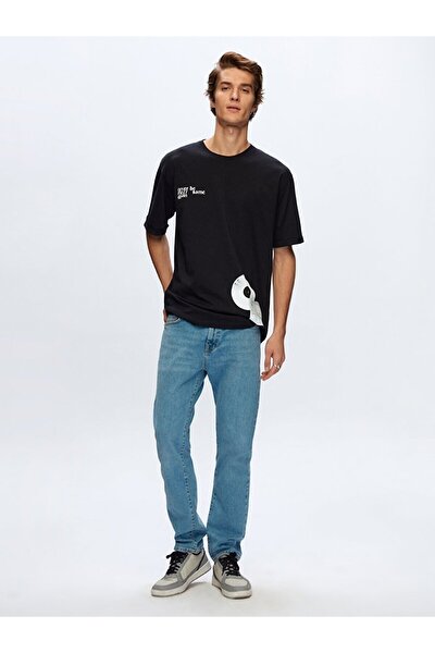 T-Shirt - Black - Regular fit