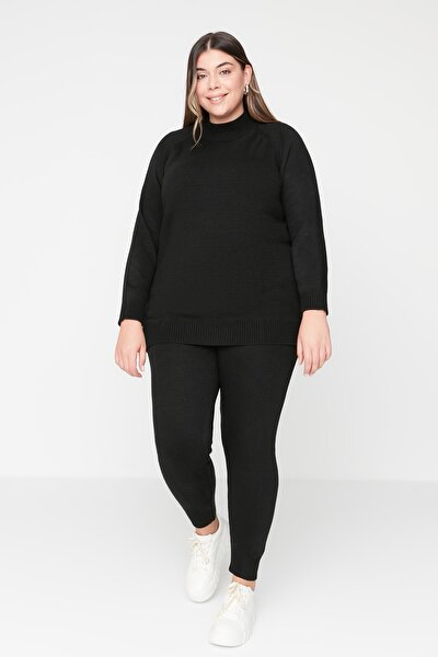 Plus Size Two-Piece Set - Black - Fitted