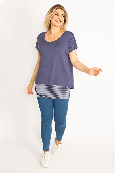 Plus Size Tunic - Navy blue - Relaxed fit