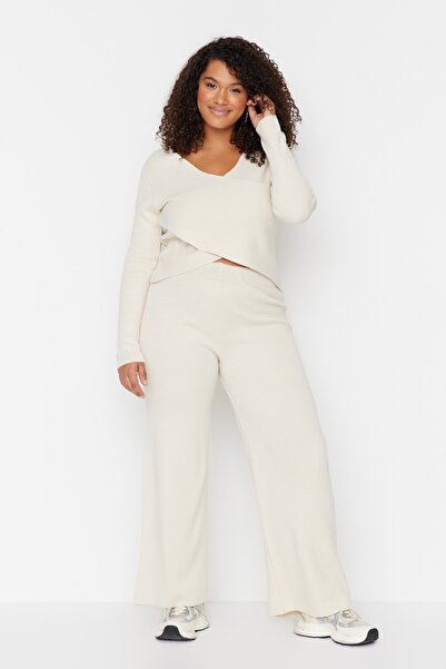 Plus Size Two-Piece Set - Ecru - Fitted