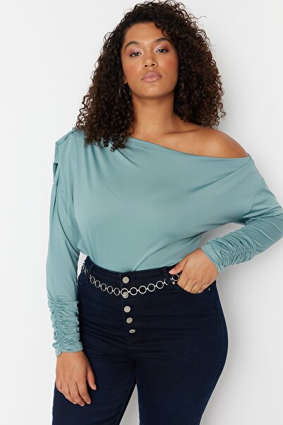 Plus Size Blouse - Green - Relaxed