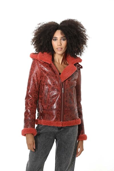 Jacke - Rot - Figurbetont