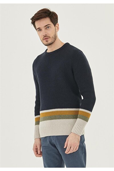 Pullover - Dunkelblau - Figurbetont
