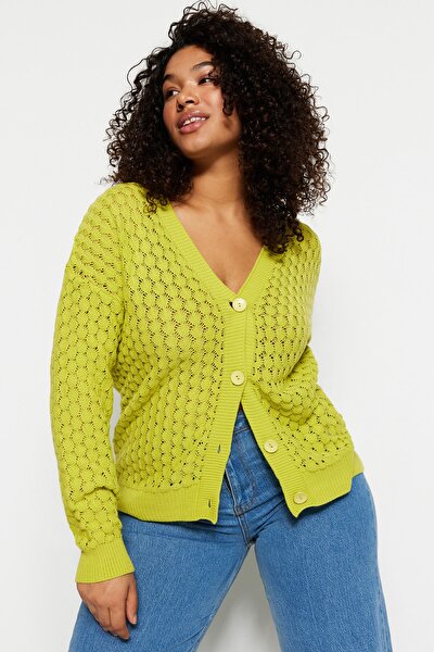 Plus Size Cardigan - Green - Relaxed fit