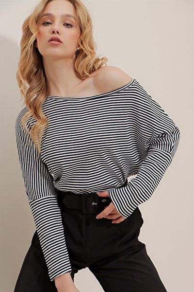Bluse - Schwarz - Relaxed Fit