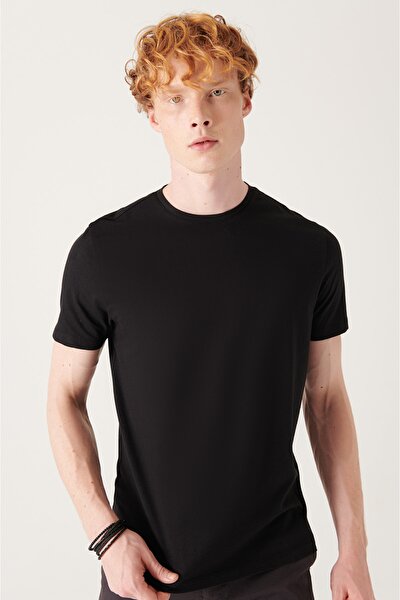 T-Shirt - Black - Regular fit