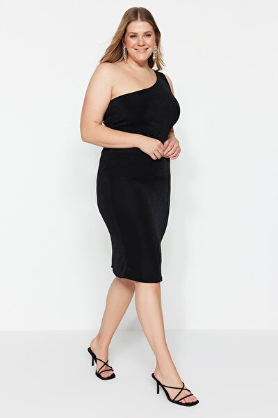 Plus Size Two-Piece Set - Black - Fitted
