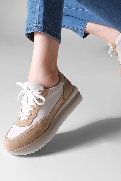 Sneaker - Beige - Flacher Absatz