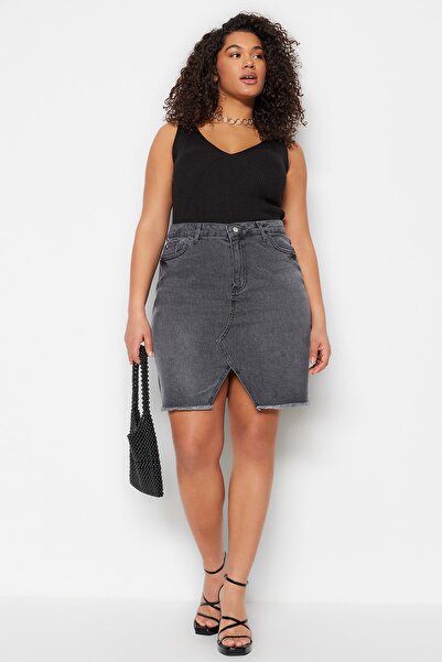 Plus Size Skirt - Gray - Mini