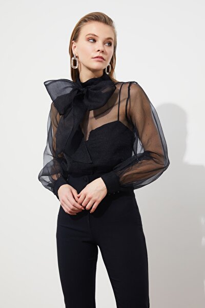 Blouse - Black - Fitted
