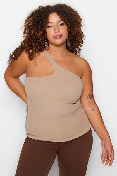 Plus Size Camisole - Beige - Fitted
