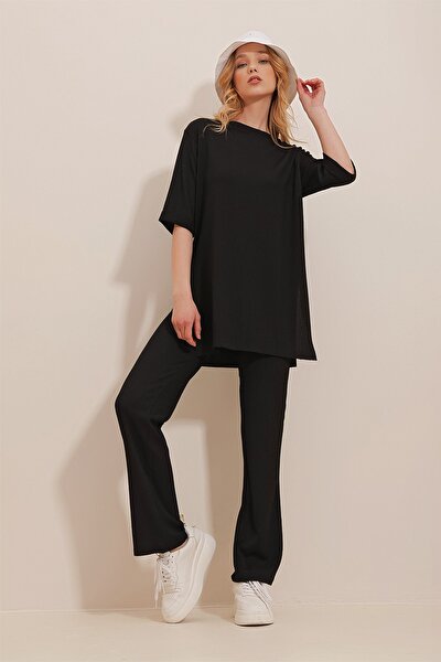 Two-Piece Set - Black - Regular fit