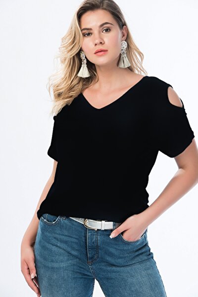 Plus Size Blouse - Black - Regular fit