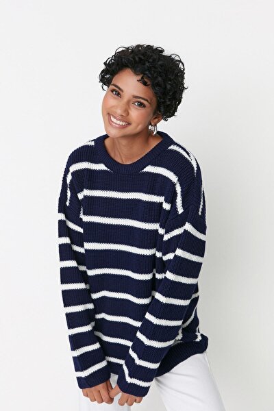 Sweater - Navy blue - Oversize