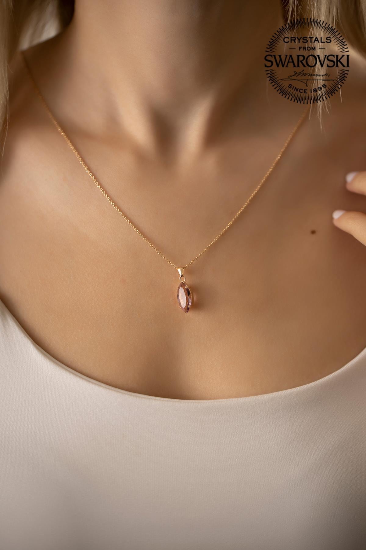 Ninova Silver Kadın Swarovski Taşlı Mekik Model Rose Kaplama Gümüş Kolye PKT-SBS0866