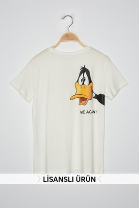 TrendyolMilla Daffy Duck Lisanslı Beyaz Sırt ve Önü Baskılı Basic Örme T-Shirt TWOSS20TS0397