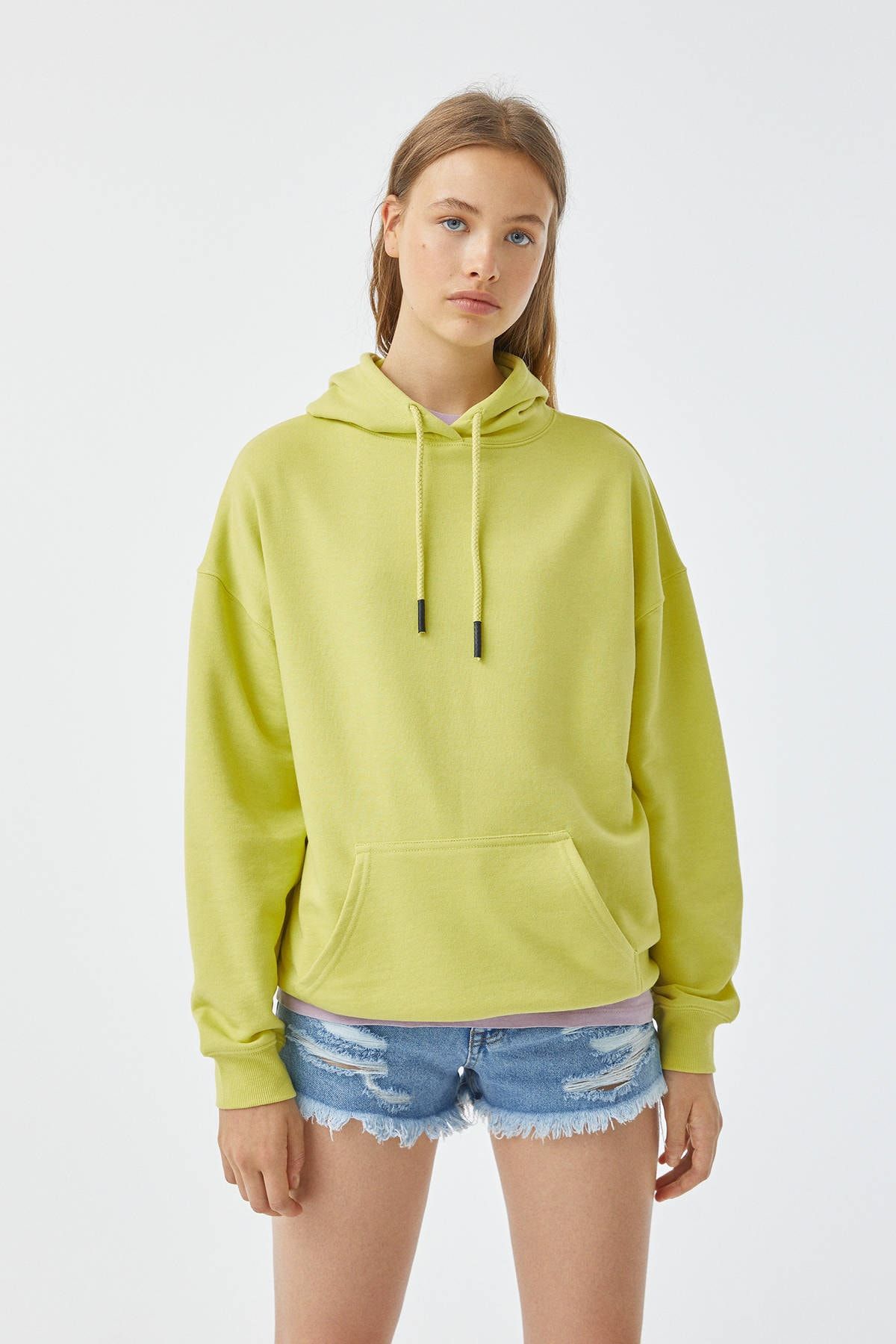 Pull & Bear Kadın Fıstık Yeşili Basic Oversize Kapüşonlu Sweatshirt 05596380