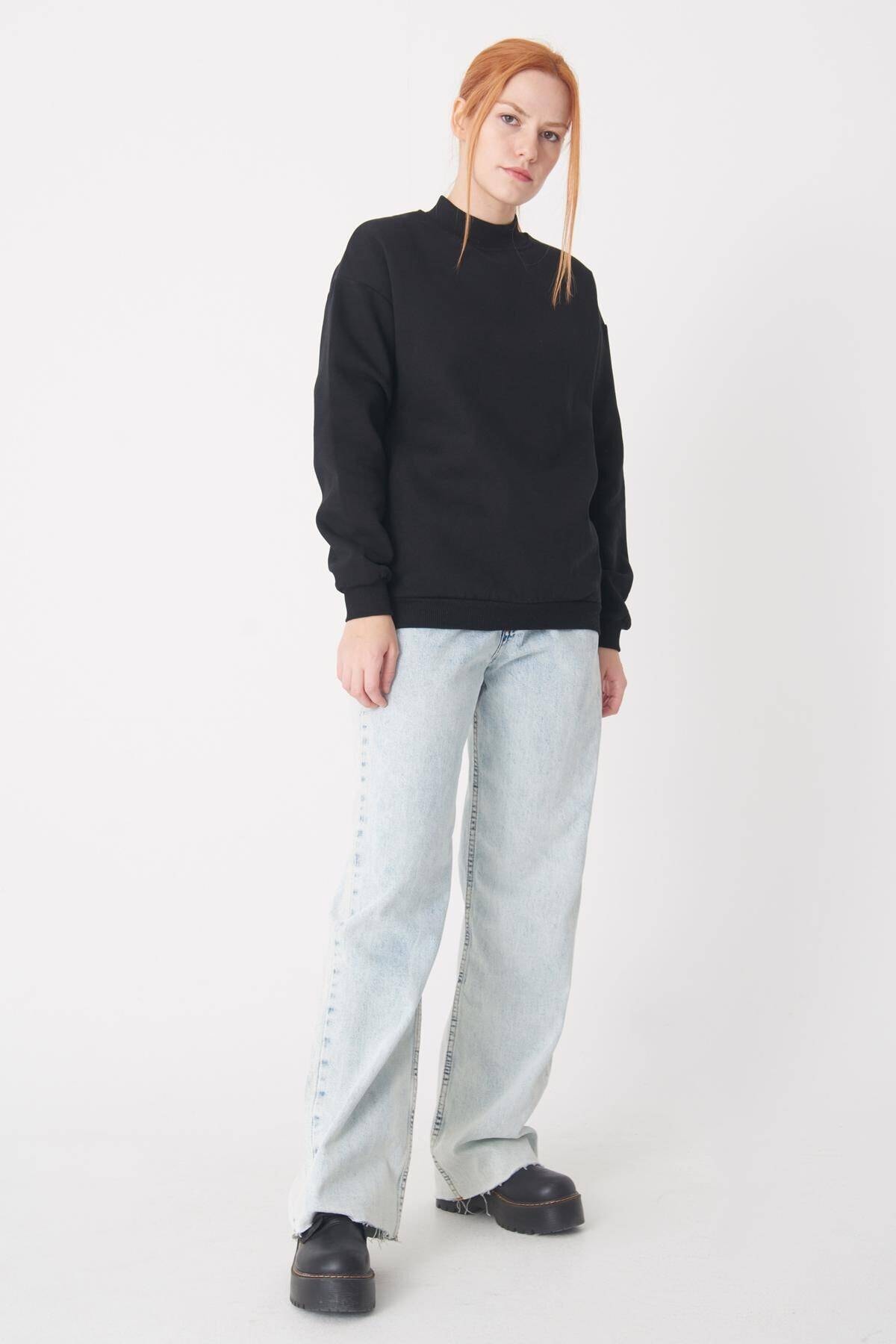 Addax Kadın Siyah Bisiklet Yaka Sweatshirt S8606 - B4 - B5 ADX-0000019754