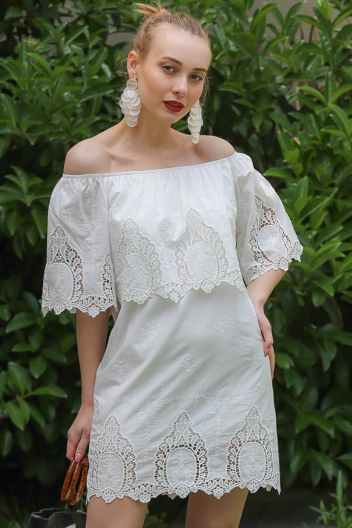 Chiccy Kadın Beyaz Vintage Carmen Yaka Dev Fisto Astarlı Elbise M10160000El96788