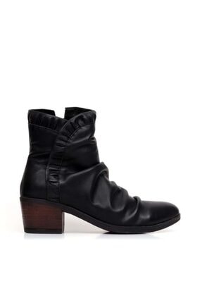 Bueno Shoes Pileli Detaylı Hakiki Deri Kadın Topuklu Bot 9m0900